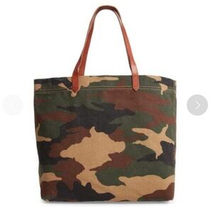NWT Madewell The Canvas Transport Tote in Cottontail Camo